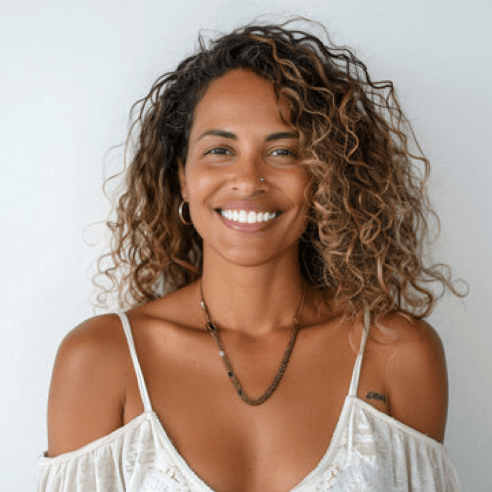 LARISSA MACEDO